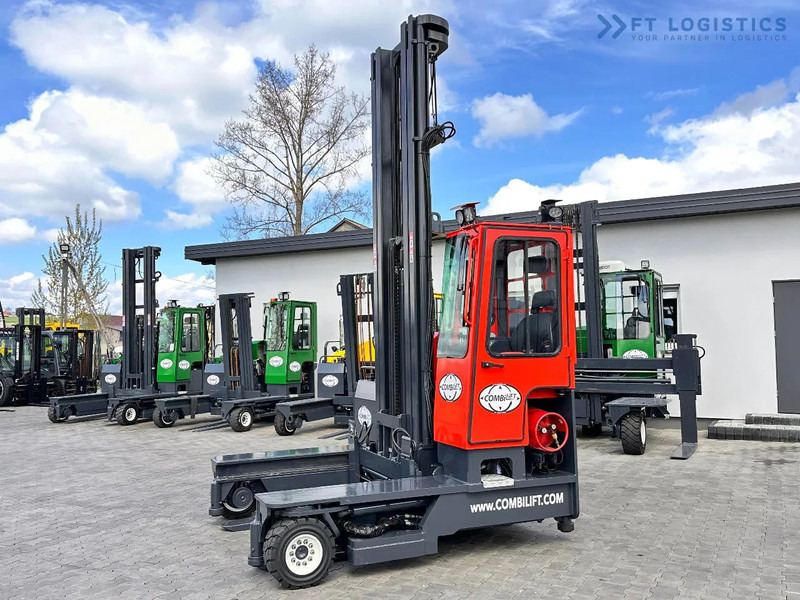 Combilift C4000 / TRIPLEX / 9300MM / FREE LIFT / POSITIONER / LPG / CABIN C4000 / TRIPLEX / 9300MM / FREE LIFT / POSITIONER / LPG / CABIN - شاحنة مناولة بأربعة اتجاهات: صورة 3 Combilift C4000 / TRIPLEX / 9300MM / FREE LIFT / POSITIONER / LPG / CABIN C4000 / TRIPLEX / 9300MM / FREE LIFT / POSITIONER / LPG / CABIN - شاحنة مناولة بأربعة اتجاهات: صورة 3