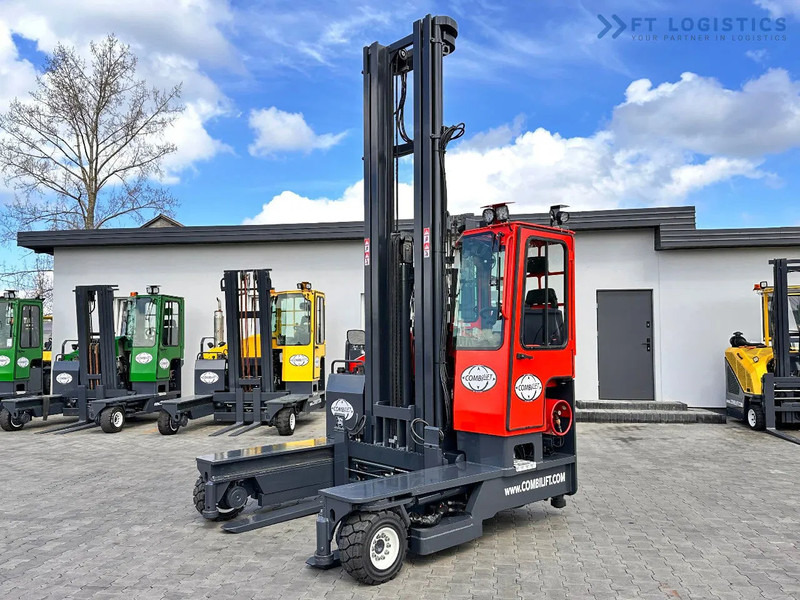 Combilift C4000 / TRIPLEX / 9300MM / FREE LIFT / POSITIONER / LPG / CABIN C4000 / TRIPLEX / 9300MM / FREE LIFT / POSITIONER / LPG / CABIN - شاحنة مناولة بأربعة اتجاهات: صورة 2 Combilift C4000 / TRIPLEX / 9300MM / FREE LIFT / POSITIONER / LPG / CABIN C4000 / TRIPLEX / 9300MM / FREE LIFT / POSITIONER / LPG / CABIN - شاحنة مناولة بأربعة اتجاهات: صورة 2