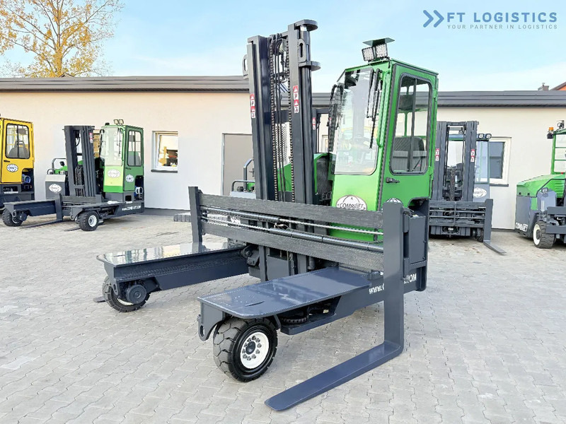 Combilift C4500 / DIESEL / DUPLEX 4000MM / WIDE FORK POSITIONER / HEATING / FULL CABIN / EXCELLENT CONDITION / A wide range of four-way an - شاحنة مناولة بأربعة اتجاهات: صورة 3 Combilift C4500 / DIESEL / DUPLEX 4000MM / WIDE FORK POSITIONER / HEATING / FULL CABIN / EXCELLENT CONDITION / A wide range of four-way an - شاحنة مناولة بأربعة اتجاهات: صورة 3