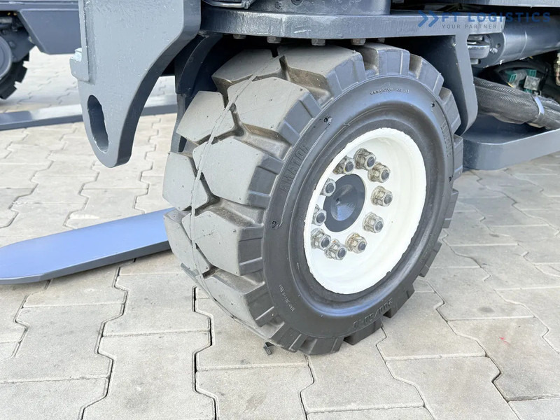 Combilift C4500 / GAS / DUPLEX - 4500MM / POSITIONER / FREE LIFT / FULL CABIN / ONLY 6178H / CONDITION - LIKE NEW! C4500 / GAS / DUPLEX - - شاحنة مناولة بأربعة اتجاهات: صورة 5 Combilift C4500 / GAS / DUPLEX - 4500MM / POSITIONER / FREE LIFT / FULL CABIN / ONLY 6178H / CONDITION - LIKE NEW! C4500 / GAS / DUPLEX - - شاحنة مناولة بأربعة اتجاهات: صورة 5