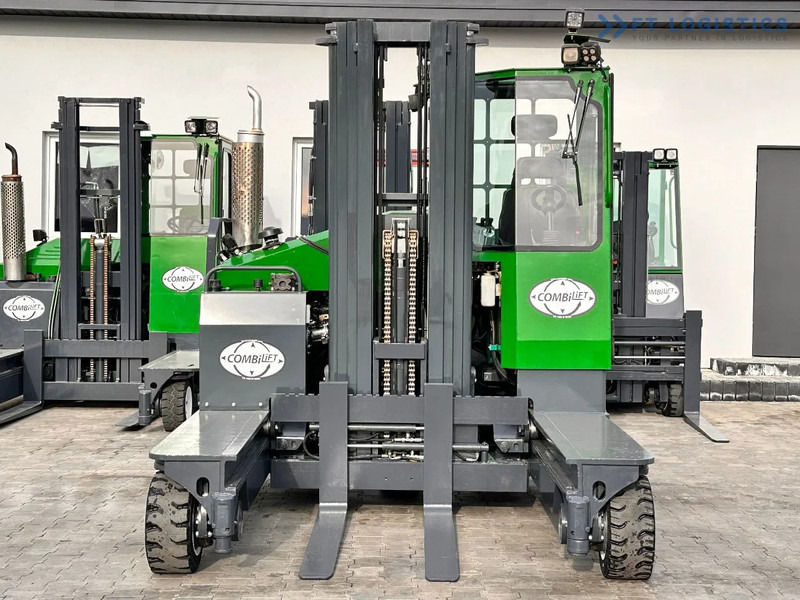 Combilift C4500 / LPG / TRIPLEX / 5500MM / FREE LIFT / HYDRAULIC FORK SHIFT / Like New C4500 / LPG / TRIPLEX / 5500MM / FREE LIFT / HYDRAU - شاحنة مناولة بأربعة اتجاهات: صورة 4 Combilift C4500 / LPG / TRIPLEX / 5500MM / FREE LIFT / HYDRAULIC FORK SHIFT / Like New C4500 / LPG / TRIPLEX / 5500MM / FREE LIFT / HYDRAU - شاحنة مناولة بأربعة اتجاهات: صورة 4