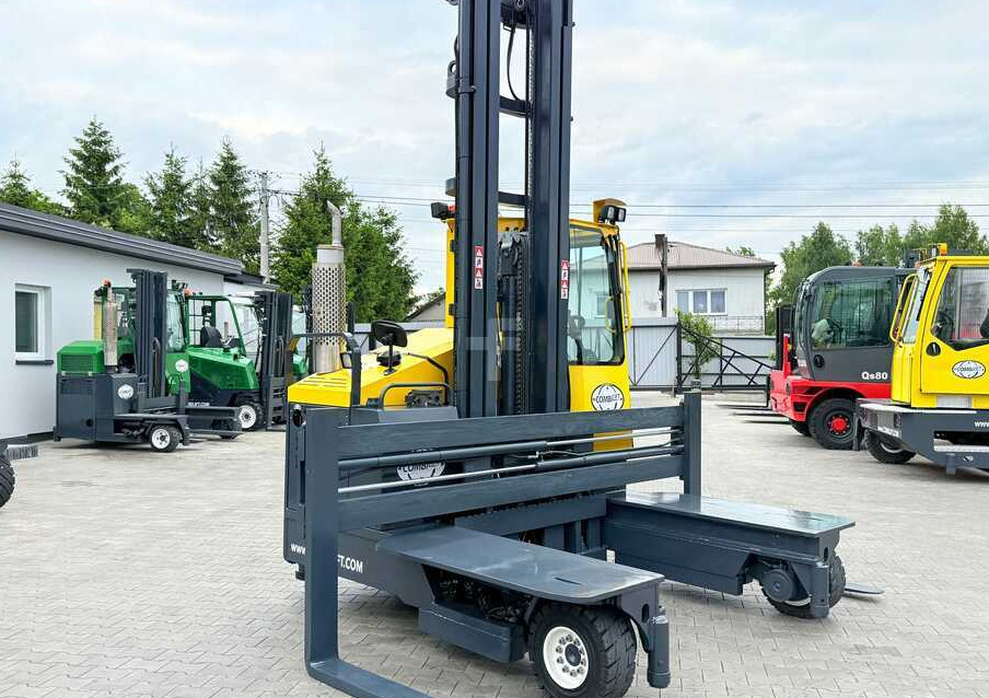 Combilift C5000 / TRIPLEX 7500MM / WIDE FORK POSITIONER / FREE LIFT / NEW TYRES / HEATED CABIN - شاحنة مناولة بأربعة اتجاهات: صورة 4 Combilift C5000 / TRIPLEX 7500MM / WIDE FORK POSITIONER / FREE LIFT / NEW TYRES / HEATED CABIN - شاحنة مناولة بأربعة اتجاهات: صورة 4