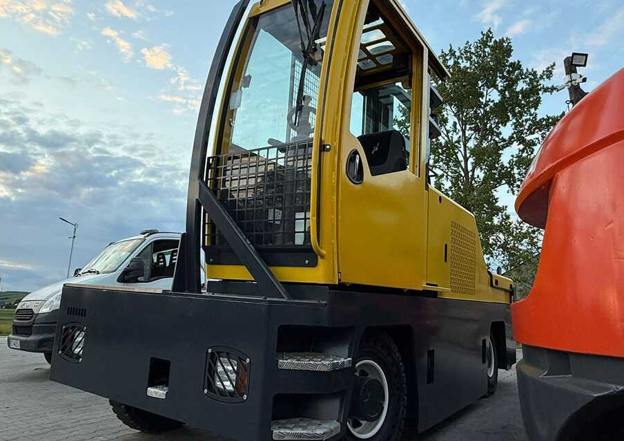 Combilift C5000FSL / 2018 / DIESEL / DUPLEX 4100 / FREE LIFT - محمل جانبي - رافعة شوكية ذات شحن جانبي: صورة 5 Combilift C5000FSL / 2018 / DIESEL / DUPLEX 4100 / FREE LIFT - محمل جانبي - رافعة شوكية ذات شحن جانبي: صورة 5