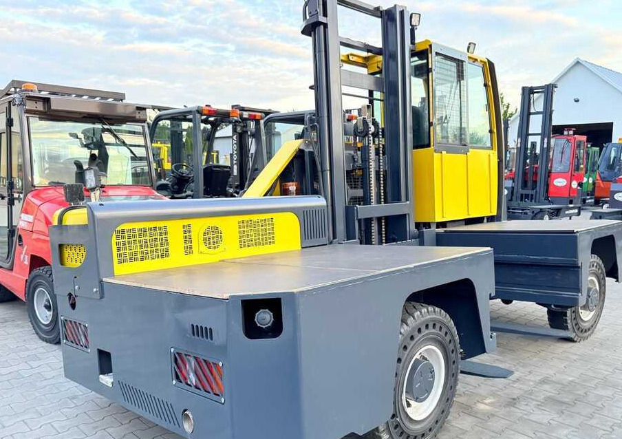 Combilift C5000FSL / 2018 / DIESEL / DUPLEX 4100 / FREE LIFT - محمل جانبي - رافعة شوكية ذات شحن جانبي: صورة 1 Combilift C5000FSL / 2018 / DIESEL / DUPLEX 4100 / FREE LIFT - محمل جانبي - رافعة شوكية ذات شحن جانبي: صورة 1