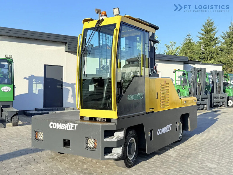 Combilift C5000FSL / DIESEL / DUPLEX - 4000MM / FREE-LIFT / CABIN / A wide range of four-way and side loaders, tailored to diverse needs a - محمل جانبي - رافعة شوكية ذات شحن جانبي: صورة 3 Combilift C5000FSL / DIESEL / DUPLEX - 4000MM / FREE-LIFT / CABIN / A wide range of four-way and side loaders, tailored to diverse needs a - محمل جانبي - رافعة شوكية ذات شحن جانبي: صورة 3