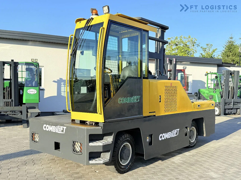 Combilift C5000FSL / DIESEL / DUPLEX - 4000MM / FREE-LIFT / CABIN / A wide range of four-way and side loaders, tailored to diverse needs a - محمل جانبي - رافعة شوكية ذات شحن جانبي: صورة 1 Combilift C5000FSL / DIESEL / DUPLEX - 4000MM / FREE-LIFT / CABIN / A wide range of four-way and side loaders, tailored to diverse needs a - محمل جانبي - رافعة شوكية ذات شحن جانبي: صورة 1