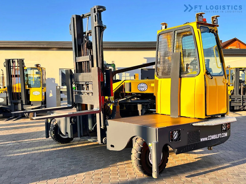 Combilift C5000SL / 5T / DUPLEX – 4000 MM / FREE LIFT / LPG / LIKE NEW!!! C5000SL / 5T / DUPLEX – 4000 MM / FREE LIFT / LPG / LIKE NEW!!! - شاحنة مناولة بأربعة اتجاهات: صورة 1 Combilift C5000SL / 5T / DUPLEX – 4000 MM / FREE LIFT / LPG / LIKE NEW!!! C5000SL / 5T / DUPLEX – 4000 MM / FREE LIFT / LPG / LIKE NEW!!! - شاحنة مناولة بأربعة اتجاهات: صورة 1