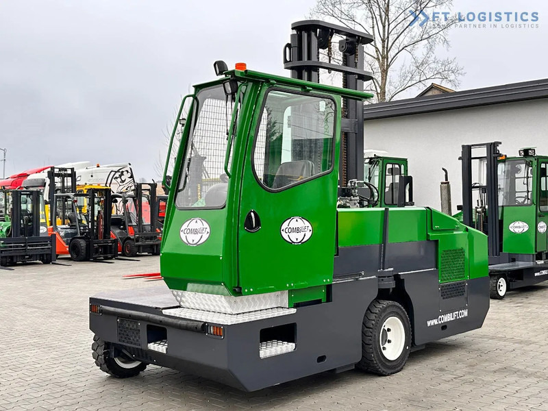 Combilift C5000SL / DIESEL / 4500MM / DUPLEX / CABIN / PLATFORMS / LIKE NEW C5000SL / DIESEL / 4500MM / DUPLEX / CABIN / PLATFORMS / LIKE - محمل جانبي - رافعة شوكية ذات شحن جانبي: صورة 2 Combilift C5000SL / DIESEL / 4500MM / DUPLEX / CABIN / PLATFORMS / LIKE NEW C5000SL / DIESEL / 4500MM / DUPLEX / CABIN / PLATFORMS / LIKE - محمل جانبي - رافعة شوكية ذات شحن جانبي: صورة 2