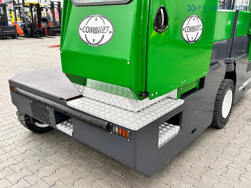 Combilift C5000SL / DIESEL / 4500MM / DUPLEX / CABIN / PLATFORMS / LIKE NEW C5000SL / DIESEL / 4500MM / DUPLEX / CABIN / PLATFORMS / LIKE - محمل جانبي - رافعة شوكية ذات شحن جانبي: صورة 5 Combilift C5000SL / DIESEL / 4500MM / DUPLEX / CABIN / PLATFORMS / LIKE NEW C5000SL / DIESEL / 4500MM / DUPLEX / CABIN / PLATFORMS / LIKE - محمل جانبي - رافعة شوكية ذات شحن جانبي: صورة 5
