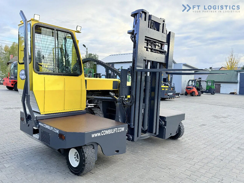 Combilift C5000SR / DIESEL / TRIPLEX MAST – 6100 MM / FORK POSITIONER / FULL CABIN C5000SR / DIESEL / TRIPLEX MAST – 6100 MM / FORK POSITI - محمل جانبي - رافعة شوكية ذات شحن جانبي: صورة 1 Combilift C5000SR / DIESEL / TRIPLEX MAST – 6100 MM / FORK POSITIONER / FULL CABIN C5000SR / DIESEL / TRIPLEX MAST – 6100 MM / FORK POSITI - محمل جانبي - رافعة شوكية ذات شحن جانبي: صورة 1
