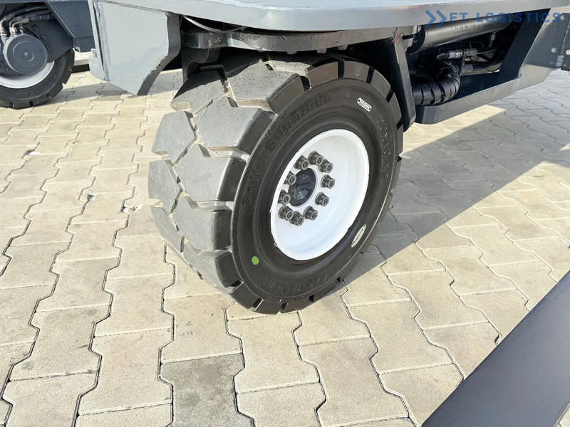 Combilift C5000XL / DIESEL / DUPLEX - 4000MM / WIDE FORK POSITIONER 3350MM / FULL HEATED CABIN / ONLY 6453H / CONDITION - LIKE NEW! C5000X - شاحنة مناولة بأربعة اتجاهات: صورة 5 Combilift C5000XL / DIESEL / DUPLEX - 4000MM / WIDE FORK POSITIONER 3350MM / FULL HEATED CABIN / ONLY 6453H / CONDITION - LIKE NEW! C5000X - شاحنة مناولة بأربعة اتجاهات: صورة 5