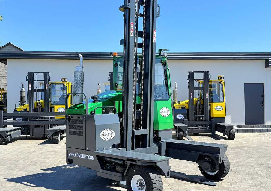 Combilift C5000XL / DIESEL / DUPLEX - 5500MM / FULL CABIN / NEW TYRES / HEATING - شاحنة مناولة بأربعة اتجاهات: صورة 3 Combilift C5000XL / DIESEL / DUPLEX - 5500MM / FULL CABIN / NEW TYRES / HEATING - شاحنة مناولة بأربعة اتجاهات: صورة 3