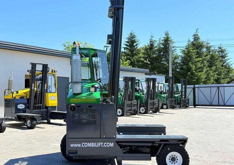 Combilift C5000XL / DIESEL / DUPLEX - 5500MM / FULL CABIN / NEW TYRES / HEATING - شاحنة مناولة بأربعة اتجاهات: صورة 4 Combilift C5000XL / DIESEL / DUPLEX - 5500MM / FULL CABIN / NEW TYRES / HEATING - شاحنة مناولة بأربعة اتجاهات: صورة 4