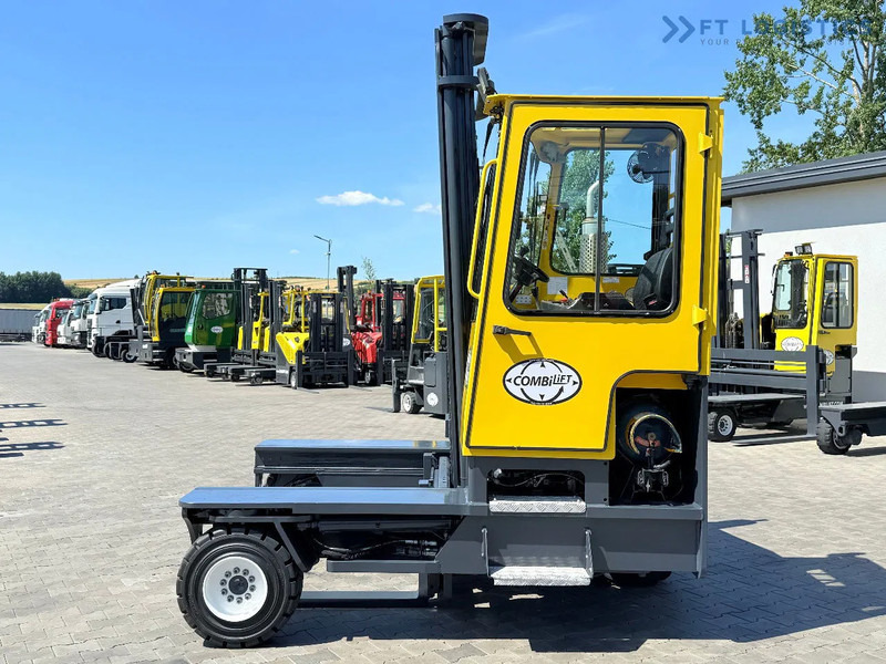 Combilift C5000XL / GAS / DUPLEX / 4500MM / FREE LIFT / SIDESHIFT / FORK POSITIONER / XL CABIN / NEW TYRES C5000XL / GAS / DUPLEX / 4500MM - شاحنة مناولة بأربعة اتجاهات: صورة 2 Combilift C5000XL / GAS / DUPLEX / 4500MM / FREE LIFT / SIDESHIFT / FORK POSITIONER / XL CABIN / NEW TYRES C5000XL / GAS / DUPLEX / 4500MM - شاحنة مناولة بأربعة اتجاهات: صورة 2