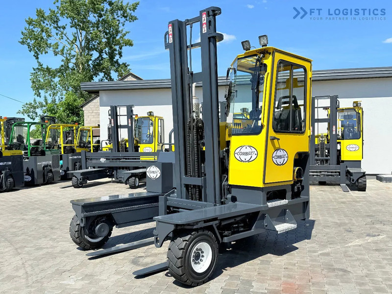 Combilift C5000XL / GAS / DUPLEX / 4500MM / FREE LIFT / SIDESHIFT / FORK POSITIONER / XL CABIN / NEW TYRES C5000XL / GAS / DUPLEX / 4500MM - شاحنة مناولة بأربعة اتجاهات: صورة 1 Combilift C5000XL / GAS / DUPLEX / 4500MM / FREE LIFT / SIDESHIFT / FORK POSITIONER / XL CABIN / NEW TYRES C5000XL / GAS / DUPLEX / 4500MM - شاحنة مناولة بأربعة اتجاهات: صورة 1