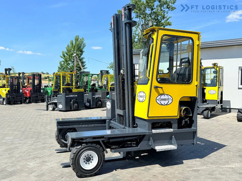 Combilift C5000XL / GAS / DUPLEX / 4500MM / FREE LIFT / SIDESHIFT / FORK POSITIONER / XL CABIN / NEW TYRES C5000XL / GAS / DUPLEX / 4500MM - شاحنة مناولة بأربعة اتجاهات: صورة 3 Combilift C5000XL / GAS / DUPLEX / 4500MM / FREE LIFT / SIDESHIFT / FORK POSITIONER / XL CABIN / NEW TYRES C5000XL / GAS / DUPLEX / 4500MM - شاحنة مناولة بأربعة اتجاهات: صورة 3