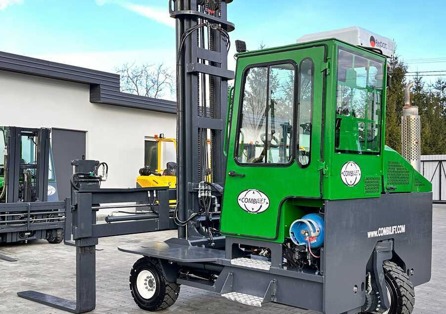 شاحنة مناولة بأربعة اتجاهات Combilift C5000XL / LPG / AIR CONDITIONING / WIDE POSITIONER / DUPLEX MAST / ADJUSTABLE FORKS / NEW TIRES / EXCELLENT CONDITION!: صورة 34