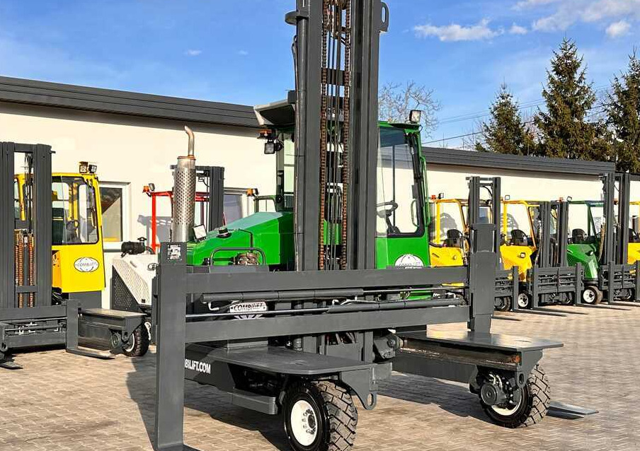 شاحنة مناولة بأربعة اتجاهات Combilift C5000XL / LPG / AIR CONDITIONING / WIDE POSITIONER / DUPLEX MAST / ADJUSTABLE FORKS / NEW TIRES / EXCELLENT CONDITION!: صورة 7