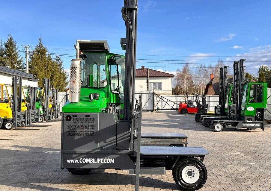 شاحنة مناولة بأربعة اتجاهات Combilift C5000XL / LPG / AIR CONDITIONING / WIDE POSITIONER / DUPLEX MAST / ADJUSTABLE FORKS / NEW TIRES / EXCELLENT CONDITION!: صورة 9