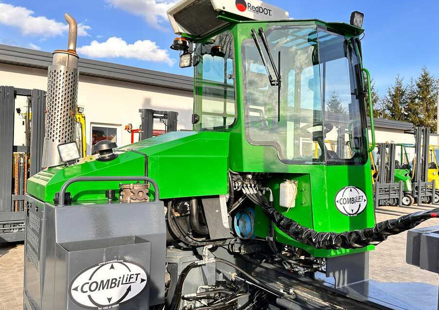 شاحنة مناولة بأربعة اتجاهات Combilift C5000XL / LPG / AIR CONDITIONING / WIDE POSITIONER / DUPLEX MAST / ADJUSTABLE FORKS / NEW TIRES / EXCELLENT CONDITION!: صورة 28