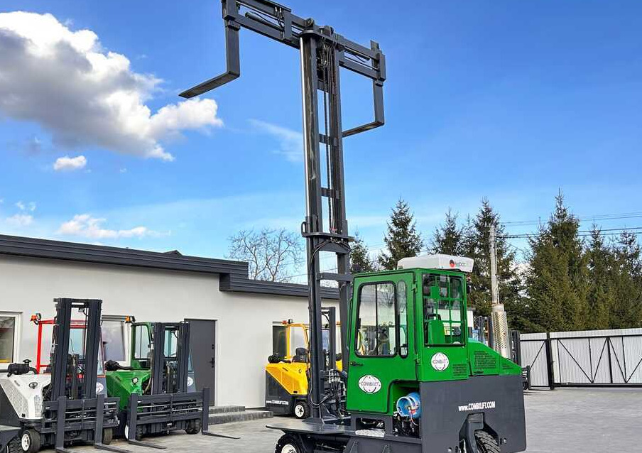 شاحنة مناولة بأربعة اتجاهات Combilift C5000XL / LPG / AIR CONDITIONING / WIDE POSITIONER / DUPLEX MAST / ADJUSTABLE FORKS / NEW TIRES / EXCELLENT CONDITION!: صورة 30