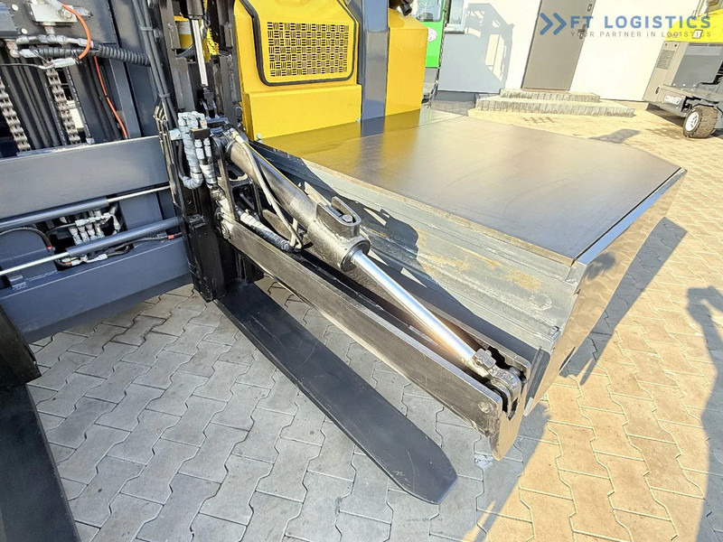 Combilift C6000SR / DUPLEX / 4200MM / LOAD CLAMP ON FORKS / FREE LIFT / DIESEL / POSITIONER / NEW TIRES / LIKE NEW / Wide range of four-wa - شاحنة مناولة بأربعة اتجاهات: صورة 5 Combilift C6000SR / DUPLEX / 4200MM / LOAD CLAMP ON FORKS / FREE LIFT / DIESEL / POSITIONER / NEW TIRES / LIKE NEW / Wide range of four-wa - شاحنة مناولة بأربعة اتجاهات: صورة 5