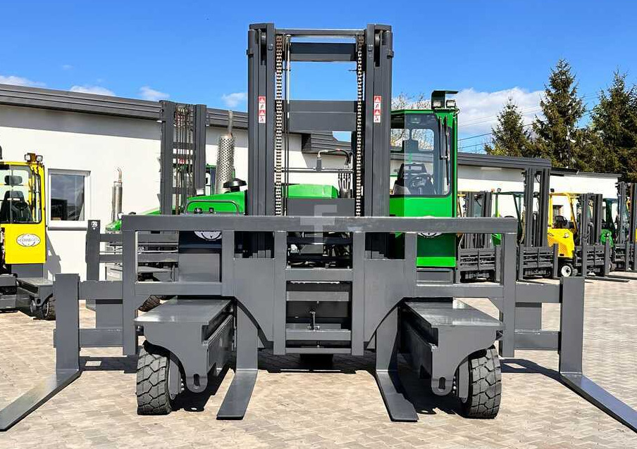 Combilift C8000 / DIESEL / 4600MM / DUPLEX / POSITIONER 5000MM / KUBOTA / EXCELLENT CONDITION - شاحنة مناولة بأربعة اتجاهات: صورة 4 Combilift C8000 / DIESEL / 4600MM / DUPLEX / POSITIONER 5000MM / KUBOTA / EXCELLENT CONDITION - شاحنة مناولة بأربعة اتجاهات: صورة 4