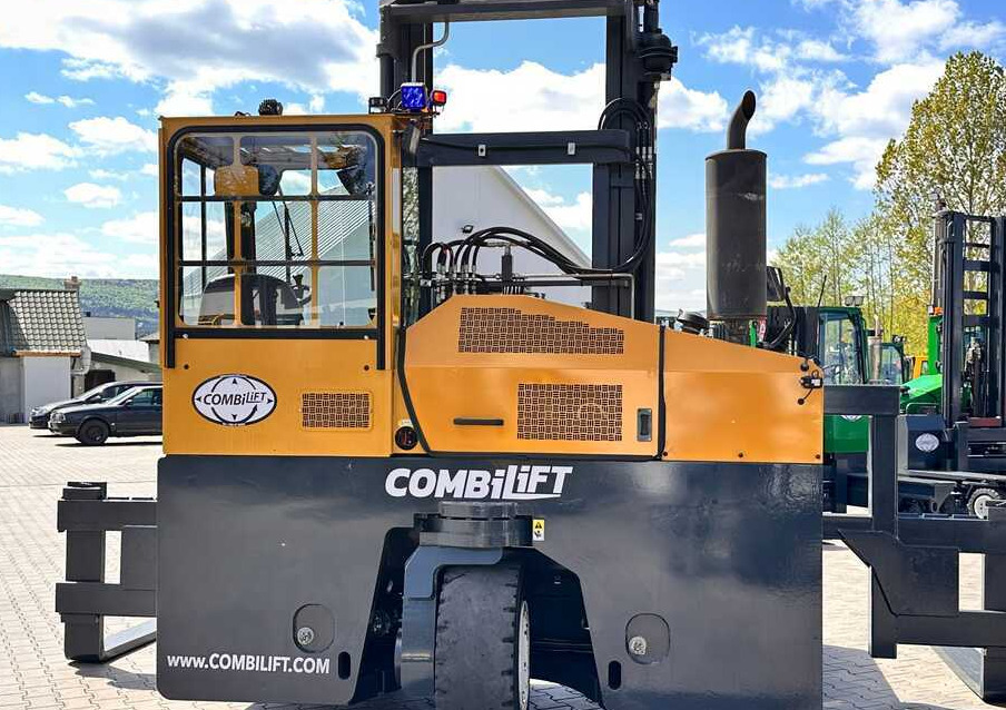 شاحنة مناولة بأربعة اتجاهات Combilift C9000 / GAS / DUPLEX / 4700MM / FREE LIFT / POSITIONER / FORK SIDE SHIFT / EXCELLENT CONDITION: صورة 6