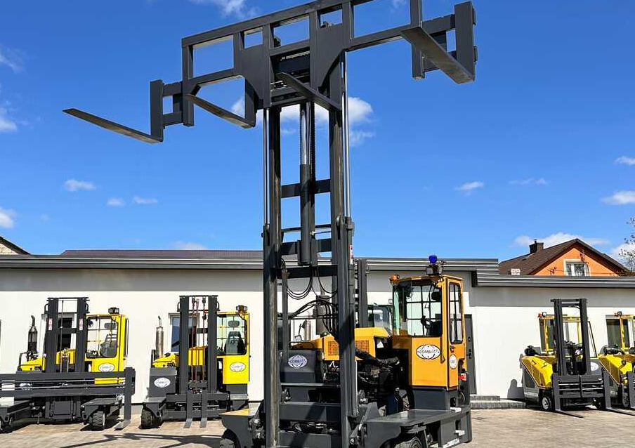 شاحنة مناولة بأربعة اتجاهات Combilift C9000 / GAS / DUPLEX / 4700MM / FREE LIFT / POSITIONER / FORK SIDE SHIFT / EXCELLENT CONDITION: صورة 26