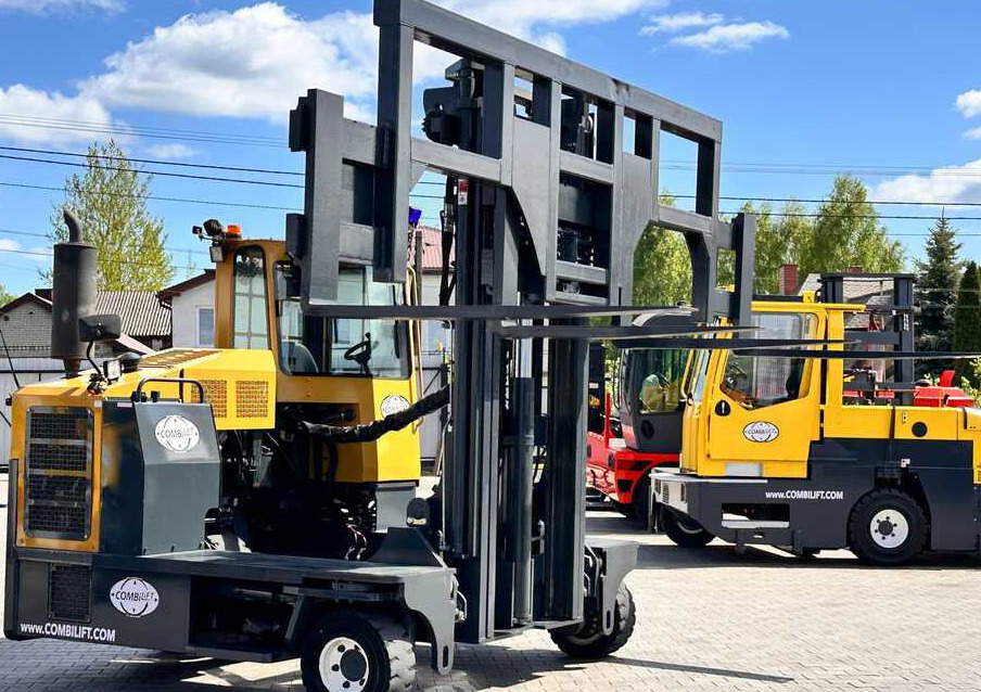 شاحنة مناولة بأربعة اتجاهات Combilift C9000 / GAS / DUPLEX / 4700MM / FREE LIFT / POSITIONER / FORK SIDE SHIFT / EXCELLENT CONDITION: صورة 18