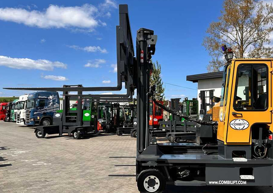 شاحنة مناولة بأربعة اتجاهات Combilift C9000 / GAS / DUPLEX / 4700MM / FREE LIFT / POSITIONER / FORK SIDE SHIFT / EXCELLENT CONDITION: صورة 14