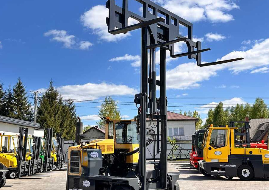 شاحنة مناولة بأربعة اتجاهات Combilift C9000 / GAS / DUPLEX / 4700MM / FREE LIFT / POSITIONER / FORK SIDE SHIFT / EXCELLENT CONDITION: صورة 24