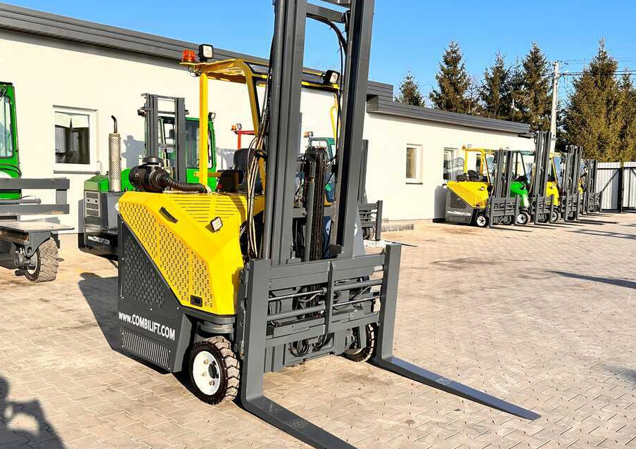 Combilift CB3000 / LPG / DUPLEX / 4000MM / FREE LIFT / NEW BAND TIRES / LIKE NEW Combilift CB3000 / LPG / DUPLEX / 4000MM / FREE LIFT / NEW BAND TIRES / LIKE NEW: صورة 17