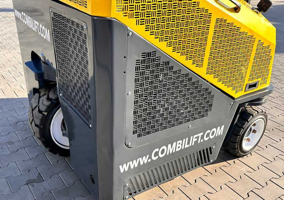 Combilift CB3000 / LPG / DUPLEX / 4000MM / FREE LIFT / NEW BAND TIRES / LIKE NEW Combilift CB3000 / LPG / DUPLEX / 4000MM / FREE LIFT / NEW BAND TIRES / LIKE NEW: صورة 27