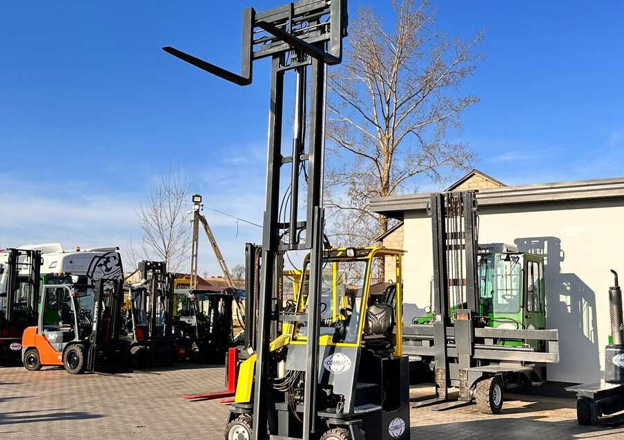 Combilift CB3000 / LPG / DUPLEX / 4000MM / FREE LIFT / NEW BAND TIRES / LIKE NEW Combilift CB3000 / LPG / DUPLEX / 4000MM / FREE LIFT / NEW BAND TIRES / LIKE NEW: صورة 28