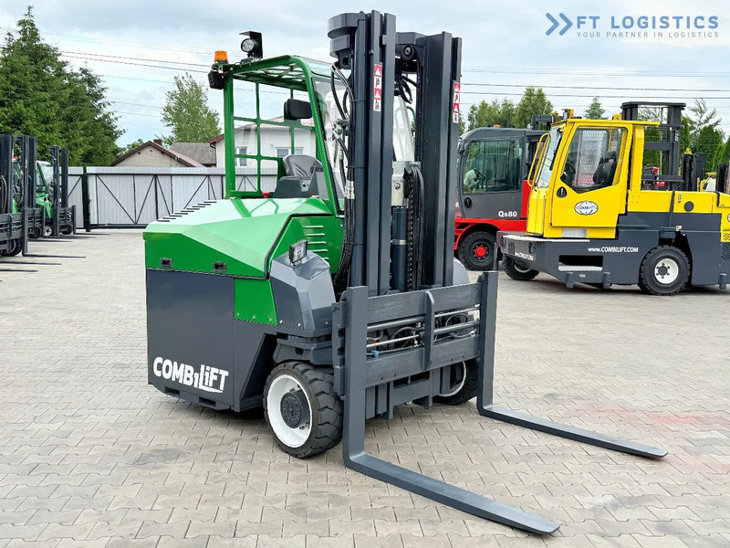 Combilift CBE4000 / TRIPLEX 5200MM / ELECTRIC / FREE LIFT / FORK POSITIONER / SIDE SHIFT / LIKE NEW CBE4000 / TRIPLEX 5200MM / ELECTRIC / - شاحنة مناولة بأربعة اتجاهات: صورة 2 Combilift CBE4000 / TRIPLEX 5200MM / ELECTRIC / FREE LIFT / FORK POSITIONER / SIDE SHIFT / LIKE NEW CBE4000 / TRIPLEX 5200MM / ELECTRIC / - شاحنة مناولة بأربعة اتجاهات: صورة 2