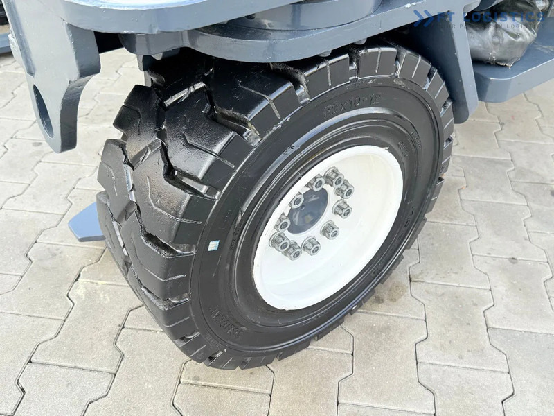 Combilift COMBILIFT C3000XL LARGE CABIN – DUPLEX 3200mm – Year 2015 – LPG – FREE LIFT – SIDESHIFT – CONDITION 5/5 COMBILIFT C3000XL LARGE - شاحنة مناولة بأربعة اتجاهات: صورة 3 Combilift COMBILIFT C3000XL LARGE CABIN – DUPLEX 3200mm – Year 2015 – LPG – FREE LIFT – SIDESHIFT – CONDITION 5/5 COMBILIFT C3000XL LARGE - شاحنة مناولة بأربعة اتجاهات: صورة 3