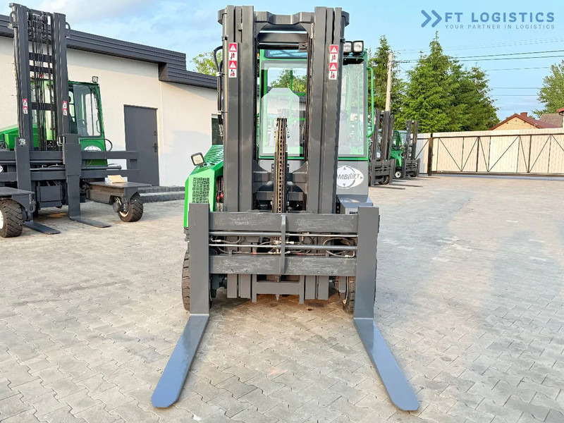 Combilift COMBILIFT C4000CB – TRIPLEX 5200mm – Year 2017 – LPG – FREE LIFT – SIDESHIFT – FORK POSITIONER – CONDITION 5/5 COMBILIFT C4000CB - شاحنة مناولة بأربعة اتجاهات: صورة 4 Combilift COMBILIFT C4000CB – TRIPLEX 5200mm – Year 2017 – LPG – FREE LIFT – SIDESHIFT – FORK POSITIONER – CONDITION 5/5 COMBILIFT C4000CB - شاحنة مناولة بأربعة اتجاهات: صورة 4