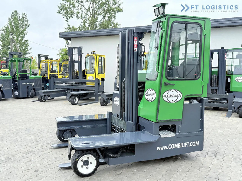 Combilift Combilift C3000 / DIESEL / TRIPLEX 4900MM / FREE LIFT / FORK POSITIONER / HEATING / FULL CABIN / PERFECT CONDITION / Wide range - شاحنة مناولة بأربعة اتجاهات: صورة 2 Combilift Combilift C3000 / DIESEL / TRIPLEX 4900MM / FREE LIFT / FORK POSITIONER / HEATING / FULL CABIN / PERFECT CONDITION / Wide range - شاحنة مناولة بأربعة اتجاهات: صورة 2