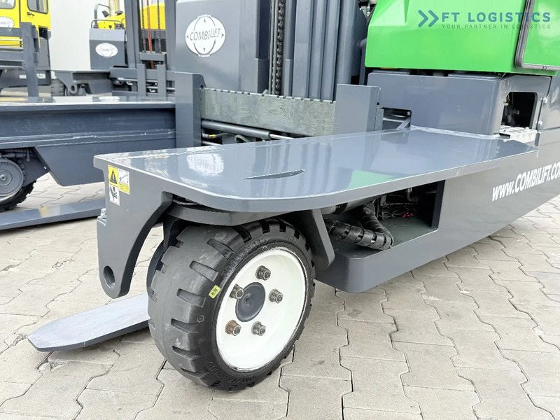 Combilift Combilift C3000 / DIESEL / TRIPLEX 4900MM / FREE LIFT / FORK POSITIONER / HEATING / FULL CABIN / PERFECT CONDITION / Wide range - شاحنة مناولة بأربعة اتجاهات: صورة 5 Combilift Combilift C3000 / DIESEL / TRIPLEX 4900MM / FREE LIFT / FORK POSITIONER / HEATING / FULL CABIN / PERFECT CONDITION / Wide range - شاحنة مناولة بأربعة اتجاهات: صورة 5
