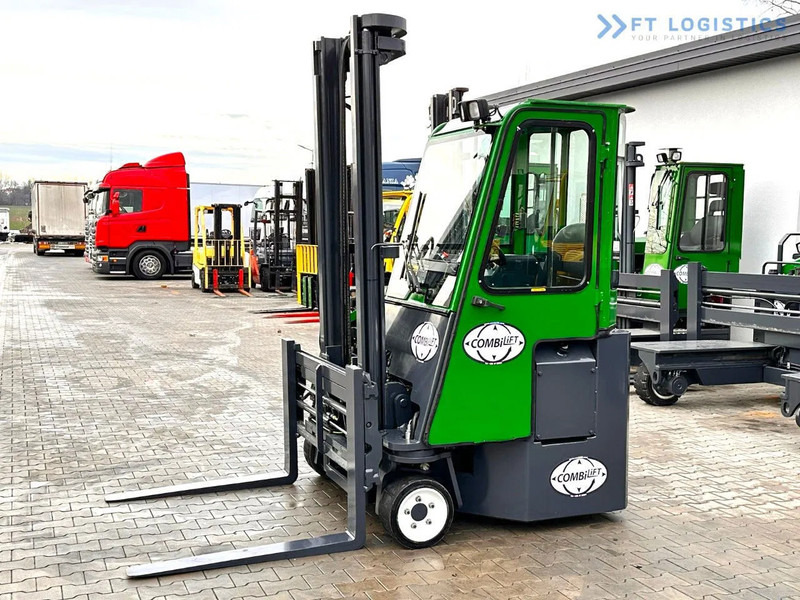 Combilift Combilift C3000CB - DUPLEX 4000mm - Year 2015 - / CABIN - HEATING / ONLY 6546 MTH / EXCELLENT CONDITION / LIKE NEW! Combilift C3 - شاحنة مناولة بأربعة اتجاهات: صورة 3 Combilift Combilift C3000CB - DUPLEX 4000mm - Year 2015 - / CABIN - HEATING / ONLY 6546 MTH / EXCELLENT CONDITION / LIKE NEW! Combilift C3 - شاحنة مناولة بأربعة اتجاهات: صورة 3