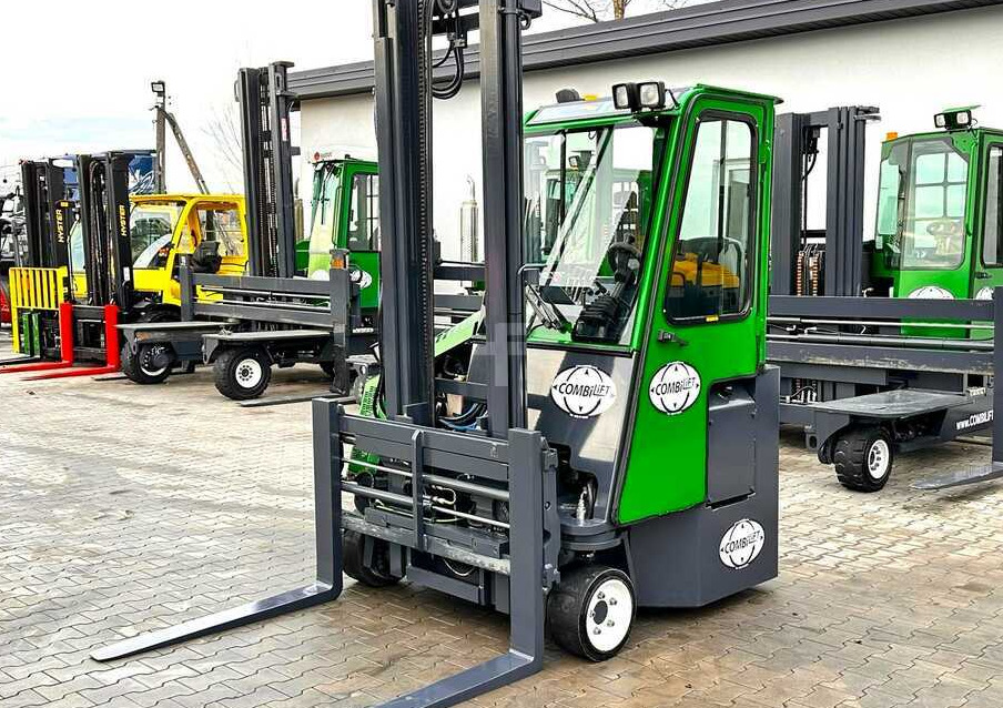 Combilift Combilift C3000CB - DUPLEX 4000mm - Year 2015 - / CABIN - HEATING / ONLY 6546 MTH / EXCELLENT CONDITION / LIKE NEW! - شاحنة مناولة بأربعة اتجاهات: صورة 2 Combilift Combilift C3000CB - DUPLEX 4000mm - Year 2015 - / CABIN - HEATING / ONLY 6546 MTH / EXCELLENT CONDITION / LIKE NEW! - شاحنة مناولة بأربعة اتجاهات: صورة 2