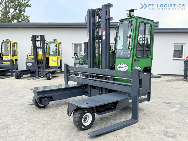 Combilift Combilift C4500 / DIESEL / DUPLEX 4000MM / WIDE FORK POSITIONER / HEATING / FULL CABIN / PERFECT CONDITION / Wide range of four- - شاحنة مناولة بأربعة اتجاهات: صورة 2 Combilift Combilift C4500 / DIESEL / DUPLEX 4000MM / WIDE FORK POSITIONER / HEATING / FULL CABIN / PERFECT CONDITION / Wide range of four- - شاحنة مناولة بأربعة اتجاهات: صورة 2