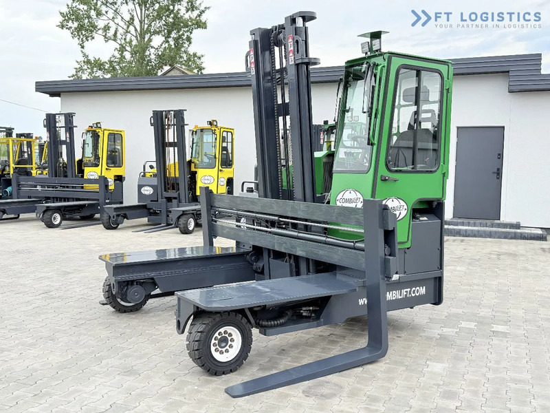 Combilift Combilift C4500 / DIESEL / DUPLEX 4000MM / WIDE FORK POSITIONER / HEATING / FULL CABIN / PERFECT CONDITION / Wide range of four- - شاحنة مناولة بأربعة اتجاهات: صورة 2 Combilift Combilift C4500 / DIESEL / DUPLEX 4000MM / WIDE FORK POSITIONER / HEATING / FULL CABIN / PERFECT CONDITION / Wide range of four- - شاحنة مناولة بأربعة اتجاهات: صورة 2