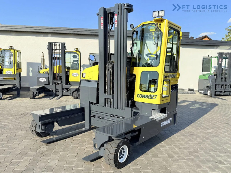شاحنة مناولة بأربعة اتجاهات Combilift Combilift C5000 / DIESEL / TRIPLEX 6000MM / FREE LIFT / FORK POSITIONER / BUILT-IN SCALE / HEATING / FULL CABIN / PERFECT CONDIT: صورة 1