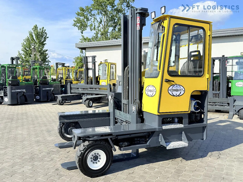 Combilift Combilift C5000XL / GAS / TRIPLEX 6000MM / FREE LIFT / FORK POSITIONER / HEATING / TELESCOPIC FORKS 1200/2000MM / FULL HEATED CA - شاحنة مناولة بأربعة اتجاهات: صورة 2 Combilift Combilift C5000XL / GAS / TRIPLEX 6000MM / FREE LIFT / FORK POSITIONER / HEATING / TELESCOPIC FORKS 1200/2000MM / FULL HEATED CA - شاحنة مناولة بأربعة اتجاهات: صورة 2