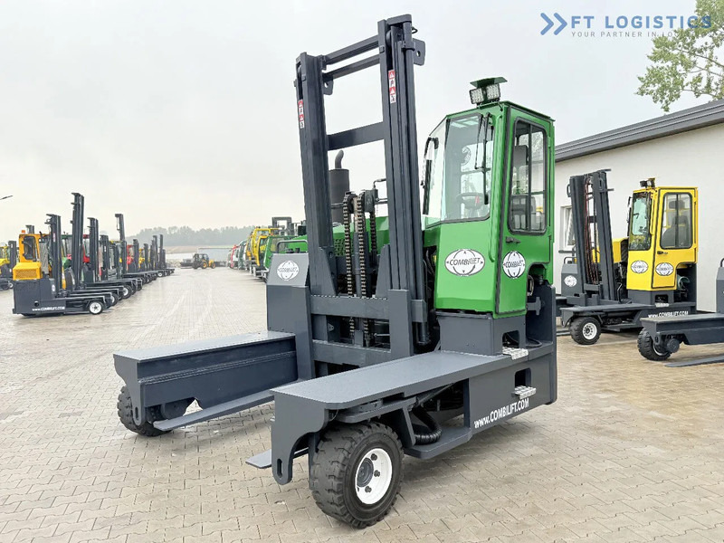 Combilift Combilift C8000 2018 GAS DUPLEX FREE LIFT Combilift C8000 2018 GAS DUPLEX FREE LIFT - شاحنة مناولة بأربعة اتجاهات: صورة 1 Combilift Combilift C8000 2018 GAS DUPLEX FREE LIFT Combilift C8000 2018 GAS DUPLEX FREE LIFT - شاحنة مناولة بأربعة اتجاهات: صورة 1