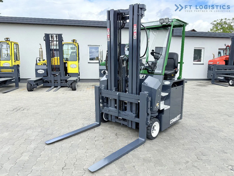 Combilift Combilift CBE2500 / TRIPLEX / 5500MM / FREE LIFT / ELECTRIC DRIVE / ONLY 2300 MTH / FORK POSITIONER / SIDE SHIFT / NEW TYRES / L - شاحنة مناولة بأربعة اتجاهات: صورة 1 Combilift Combilift CBE2500 / TRIPLEX / 5500MM / FREE LIFT / ELECTRIC DRIVE / ONLY 2300 MTH / FORK POSITIONER / SIDE SHIFT / NEW TYRES / L - شاحنة مناولة بأربعة اتجاهات: صورة 1