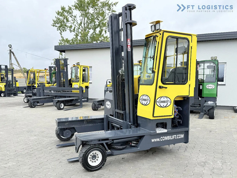 Combilift Combilift FOUR-WAY / MULTI-DIRECTIONAL FORKLIFT C4000 / GAS / DUPLEX 4600MM / ONLY 5614 OPERATING HOURS / FORK POSITIONER / FULL - شاحنة مناولة بأربعة اتجاهات: صورة 2 Combilift Combilift FOUR-WAY / MULTI-DIRECTIONAL FORKLIFT C4000 / GAS / DUPLEX 4600MM / ONLY 5614 OPERATING HOURS / FORK POSITIONER / FULL - شاحنة مناولة بأربعة اتجاهات: صورة 2