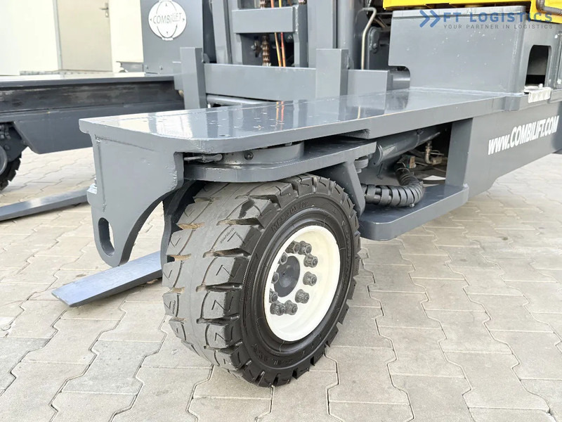 Combilift Combilift FOUR-WAY – MULTI-DIRECTIONAL FORKLIFT / COMBILIFT C4000 / DIESEL / DUPLEX 4100MM / FORK POSITIONER / FULL HEATED CABIN - شاحنة مناولة بأربعة اتجاهات: صورة 3 Combilift Combilift FOUR-WAY – MULTI-DIRECTIONAL FORKLIFT / COMBILIFT C4000 / DIESEL / DUPLEX 4100MM / FORK POSITIONER / FULL HEATED CABIN - شاحنة مناولة بأربعة اتجاهات: صورة 3